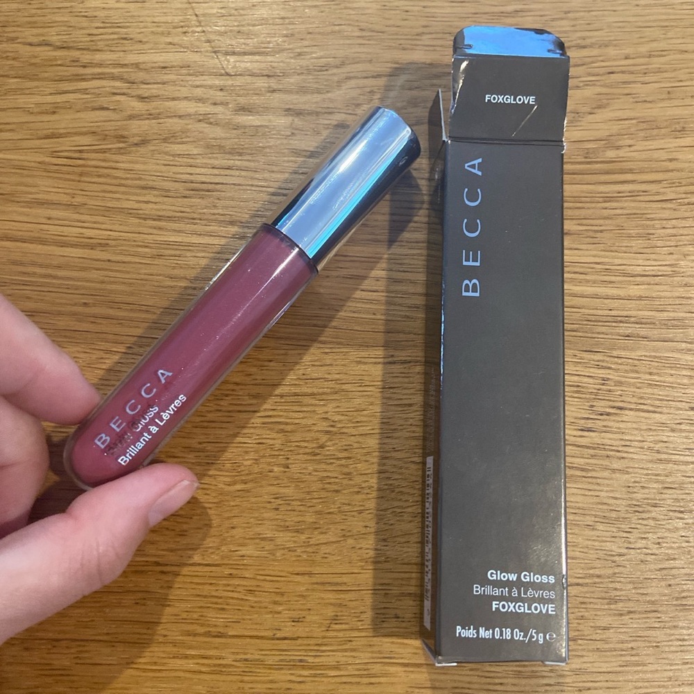 BECCA cosmetics lip gloss
